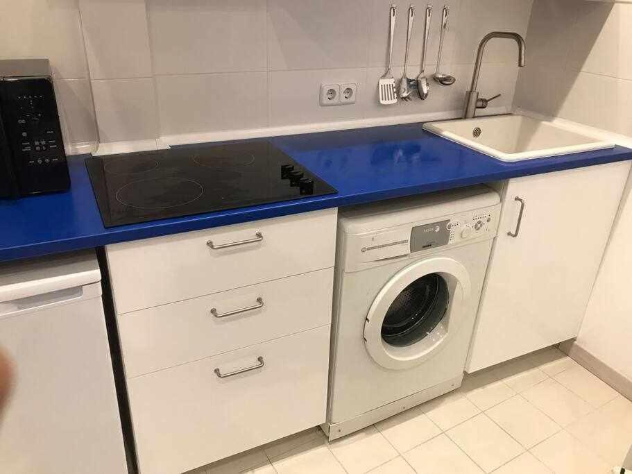 Un Genial Estudio En El Barrio Las Cortes مدريد المظهر الخارجي الصورة