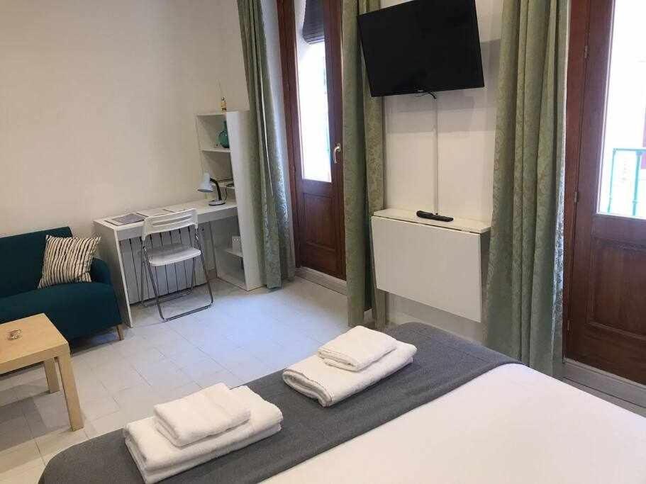 Un Genial Estudio En El Barrio Las Cortes مدريد المظهر الخارجي الصورة
