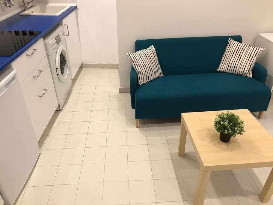 Un Genial Estudio En El Barrio Las Cortes مدريد المظهر الخارجي الصورة