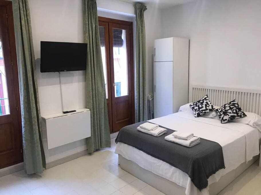 Un Genial Estudio En El Barrio Las Cortes مدريد المظهر الخارجي الصورة